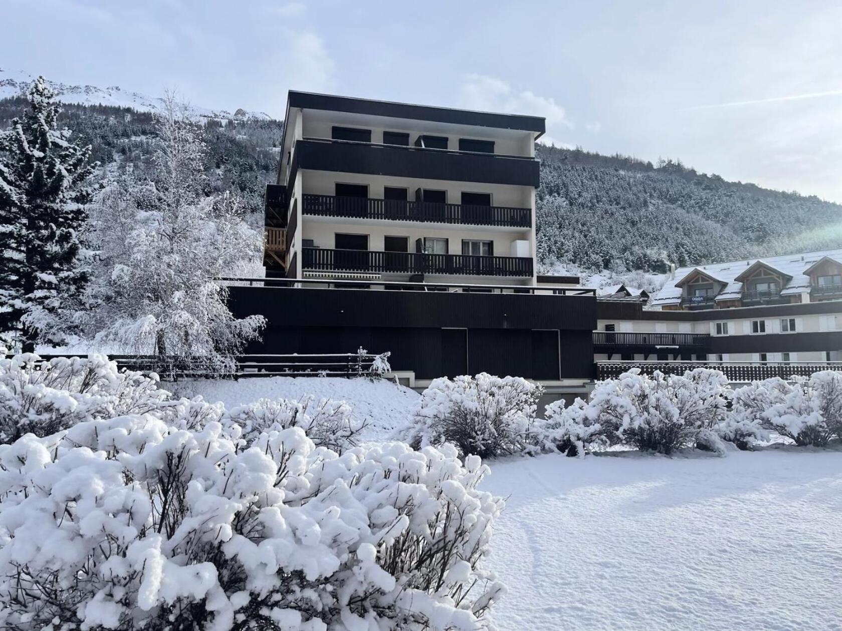 Residence Le Sporting - Studio - Chaleureux - Grande Terrasse Mae-1451 La Salle-les-Alpes Exteriör bild